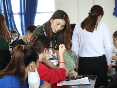 Chương trình gặp gỡ sinh viên cùng Ngân hàng TMCP Việt Nam Thịnh Vượng