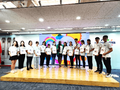 Sinh viên Trường DLA với Lễ Tổng kết và trao chứng nhận chương trình Teenagers Jounalism