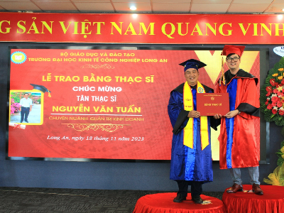 Niềm vui ngày tốt nghiệp