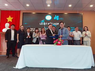 Trường Đại học Kinh tế Công nghiệp Long An (DLA) ký kết hợp tác cùng Công ty Cổ phần Đầu tư Xây dựng Hạ tầng Hòa Bình (HBI)