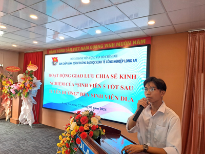 Đoàn Trường DLA: Hoạt động giao lưu chia sẻ kinh nghiệm của “Sinh viên 5 tốt sau tuyên dương” đến sinh viên DLA.