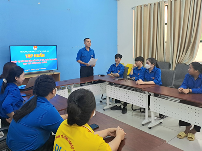 Đoàn Trường DLA: Tập huấn nghiệp vụ công tác kiểm tra, giám sát cho Bí thư, Phó Bí thư các chi đoàn trực thuộc Đoàn trường DLA 