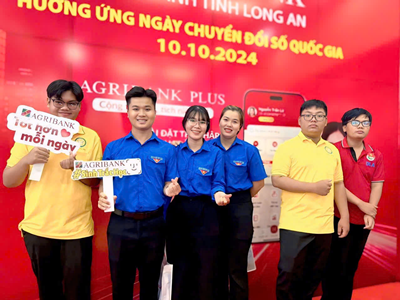 Đoàn Trường DLA: Tham dự Ngày hội Thanh niên chuyển đổi số năm 2024 và hoạt động Kỷ niệm 68 năm Ngày truyền thống Hội LHTN Việt Nam (15-10-1956-15-10-2024)