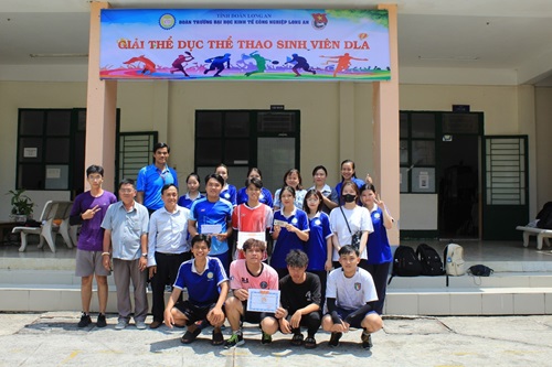 Tham quan thực tế doanh nghiệp: Mỗi chuyến đi là một trải nghiệm