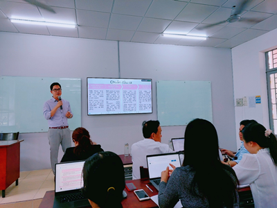 Chuyên đề “ Ứng dụng trí tuệ nhân tạo trong công việc và giảng dạy tại Trường Đại học Kinh tế Công nghiệp Long An”