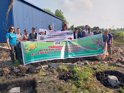 Giao lưu cùng Đoàn tình nguyện viên LEDD Pháp tại Long An