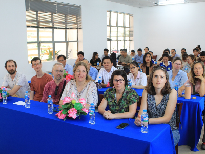 Giao lưu hữu nghị cùng đoàn tình nguyện LEDD Pháp tại trường DLA