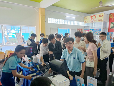 NGÀY HỘI VIỆC LÀM DLA: NƠI KẾT NỐI SINH VIÊN VÀ NHÀ TUYỂN DỤNG