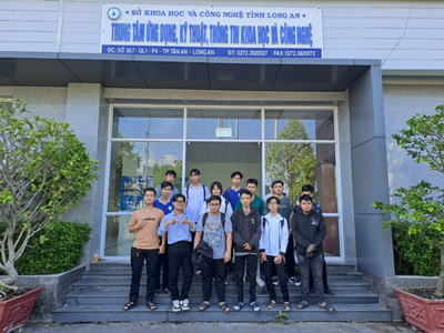 Sinh viên Công nghệ thông tin DLA tham gia đào tạo và tập huấn cho doanh nghiệp SMEs về mô hình kinh doanh và ứng dụng các giải pháp đổi mới sáng tạo cho phát triển